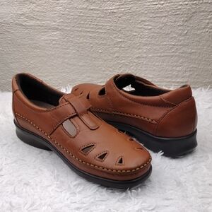 SAS Tripad Comfort Kid's Brown Leather Cutout Detail Velcro Upper Mary Jane Shoe